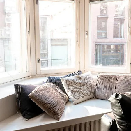 Apartment 2ndhomes Gorgeous 2br With Sauna In The Center *