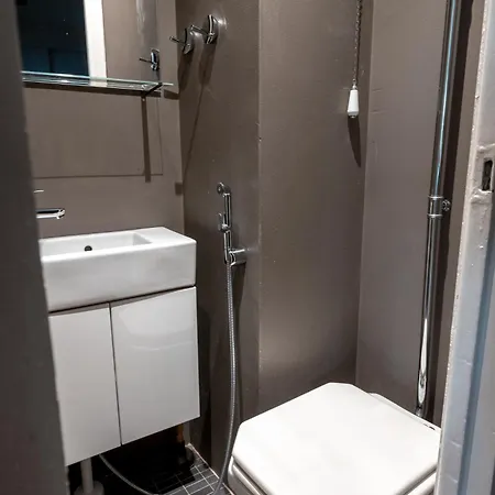 2ndhomes Gorgeous 2br With Sauna In The Center * هلسنكي