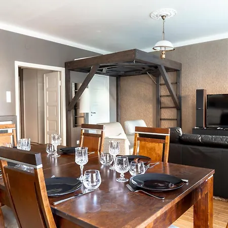 2ndhomes Gorgeous 2br With Sauna In The Center شقة *
