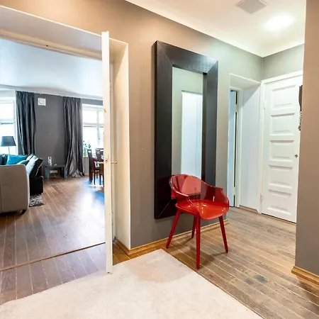 2ndhomes Gorgeous 2br With Sauna In The Center Lägenhet *