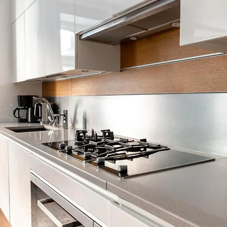 2ndhomes Gorgeous 2br With Sauna In The Center Appartamento